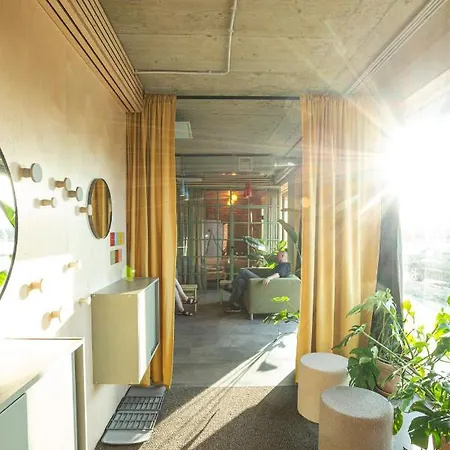 Cool Place * Praag